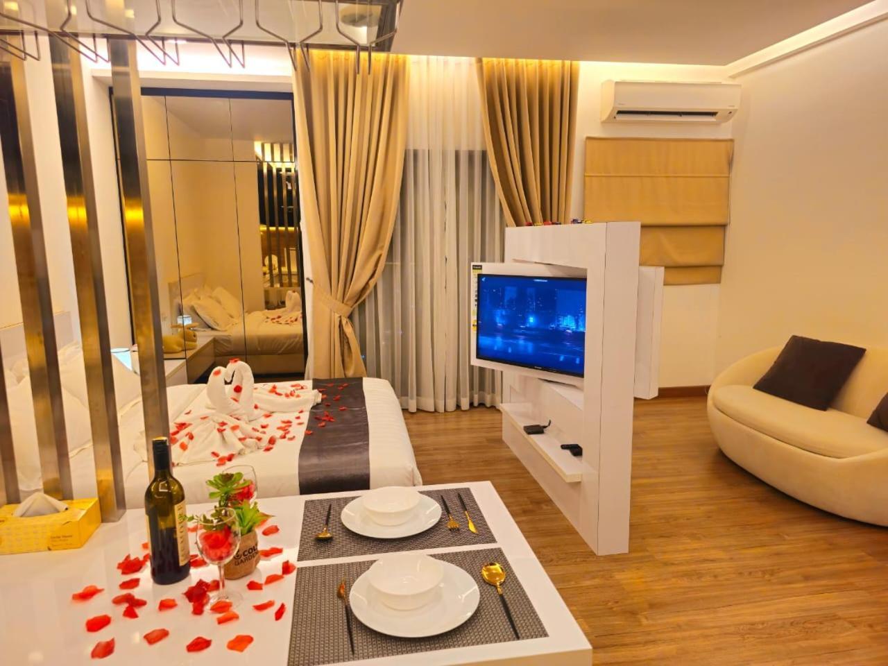 Symphony Tower 高贵环境和安静舒适20分钟到 Kl Homestay Kampong Baharu Balakong